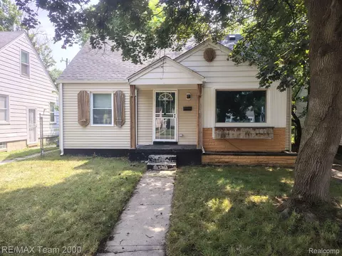 18470 Grandville Ave, Detroit, MI 48219