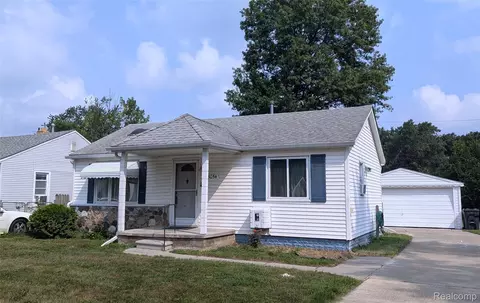 35054 Glen St, Westland, MI 48186