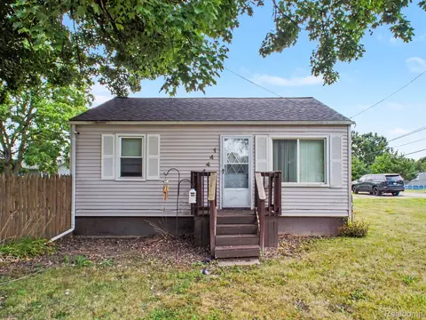 Exterior - 1444 E Williamson Ave, Burton, MI 48529 photo 5 of 5