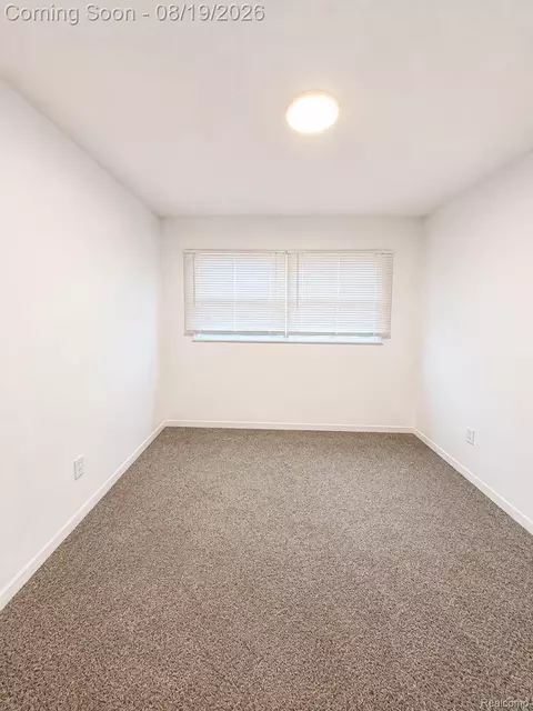 Bedroom - 13681 Hendricks Ave, Warren, MI 48089 photo 2 of 2