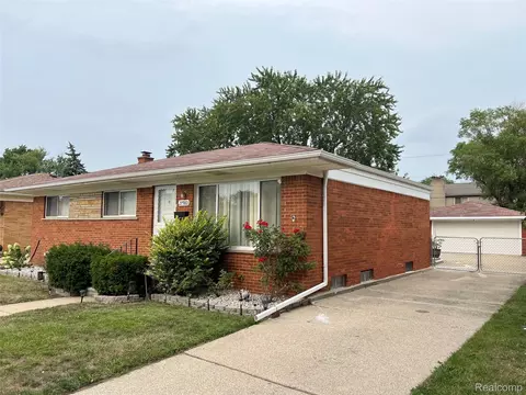 27580 Jean Rd, Warren, MI 48093