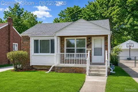11395 Hazelton, Redford, MI 48239