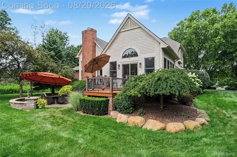 Exterior - 4678 Edinburgh Dr, Genoa, MI 48843 photo 2 of 11