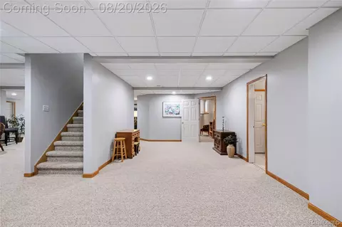 Entry Way - 4678 Edinburgh Dr, Genoa, MI 48843 photo 4 of 4