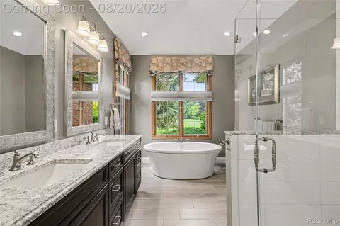 Bath - 4678 Edinburgh Dr, Genoa, MI 48843 photo 1 of 8