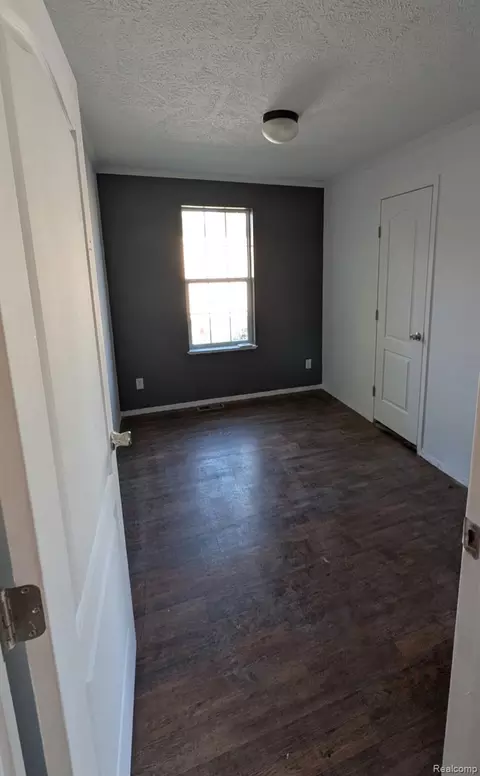 Bedroom - 23630 Hickory, Brownstown, MI 48174 photo 1 of 3