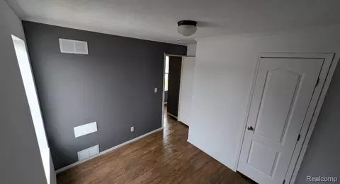 Other - 23630 Hickory, Brownstown, MI 48174 photo 6 of 9