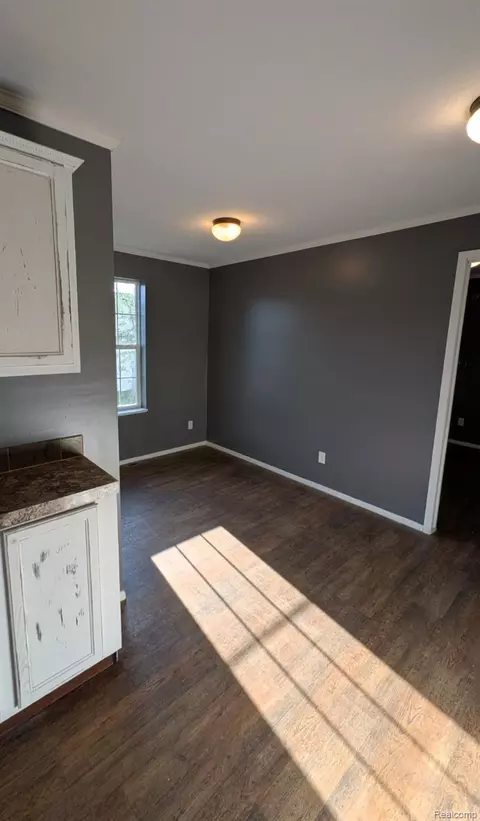 Dining - 23630 Hickory, Brownstown, MI 48174 photo 1 of 1