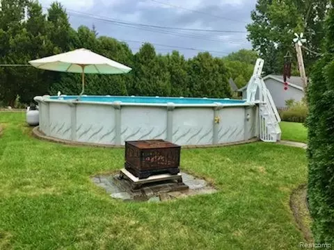 Exterior - 4090 Violet Ave, St. Clair, MI 48079 photo 2 of 6