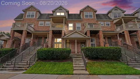 2854 Barclay Way, Ann Arbor, MI 48105