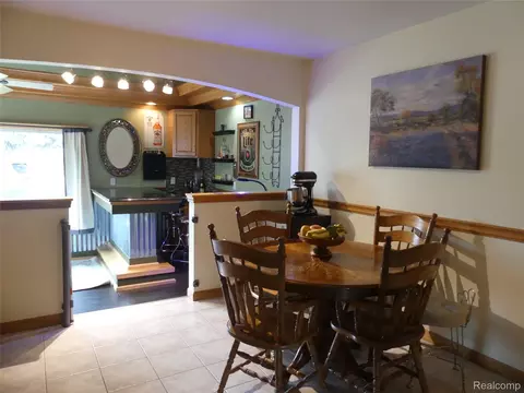 Dining - 8335 Pardee Rd, Taylor, MI 48180 photo 1 of 1