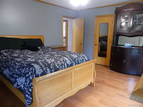 Bedroom - 8335 Pardee Rd, Taylor, MI 48180 photo 1 of 3