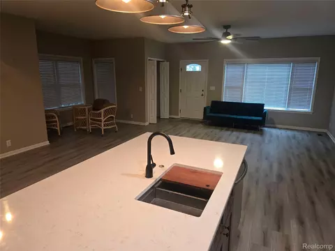 Living - 402 E Buchanan St, Saint Johns, MI 48879 photo 1 of 2