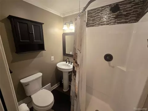 Bath - 402 E Buchanan St, Saint Johns, MI 48879 photo 1 of 2