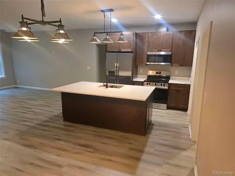 Kitchen - 402 E Buchanan St, Saint Johns, MI 48879 photo 2 of 2