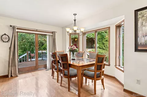 Dining - 11315 Lippincott Blvd E, Davison, MI 48423 photo 1 of 1