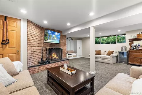 Other - 6023 Paramus, Independence, MI 48346 photo 12 of 16