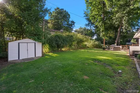 Exterior - 6023 Paramus, Independence, MI 48346 photo 11 of 12