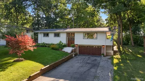 Exterior - 6023 Paramus, Independence, MI 48346 photo 6 of 12