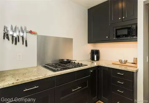 Kitchen - 330 E Webster St, Ferndale, MI 48220 photo 2 of 5