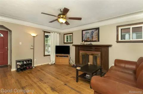 Living - 330 E Webster St, Ferndale, MI 48220 photo 1 of 1
