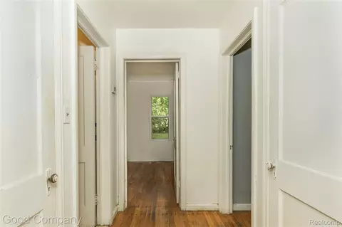 Entry Way - 330 E Webster St, Ferndale, MI 48220 photo 2 of 2