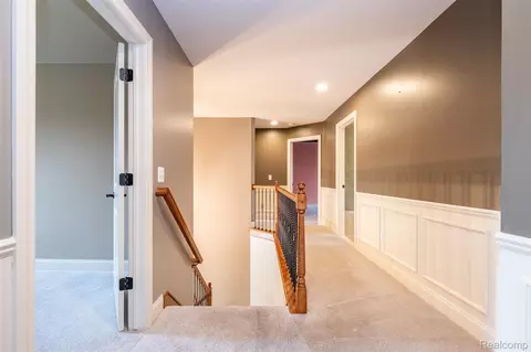 Entry Way - 48850 Austrian Pine Dr, Macomb, MI 48044 photo 9 of 9