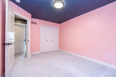 Bedroom - 48850 Austrian Pine Dr, Macomb, MI 48044 photo 8 of 8