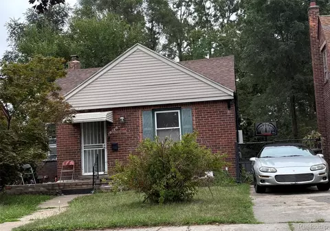 19786 Pennington Dr, Detroit, MI 48221