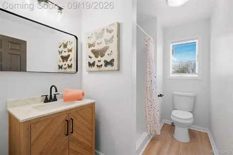 Bath - 2974 Cedar Lake Rd, Marion, MI 48843 photo 5 of 6