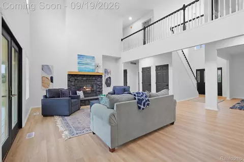 Living - 2974 Cedar Lake Rd, Marion, MI 48843 photo 3 of 4