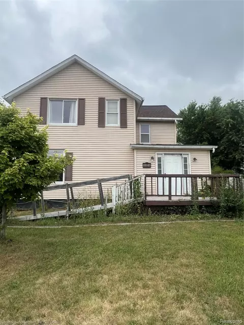 10305 Willis Rd, Augusta, MI 48191