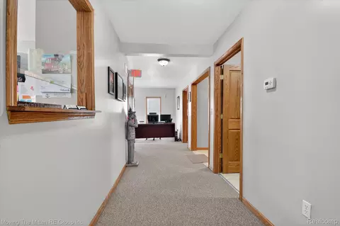 Entry Way - 175 2nd St, Belleville, MI 48111 photo 3 of 5