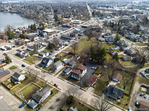 View/Area - 175 2nd St, Belleville, MI 48111 photo 10 of 15