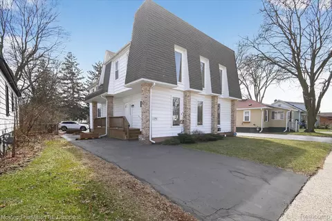 Exterior - 175 2nd St, Belleville, MI 48111 photo 2 of 10