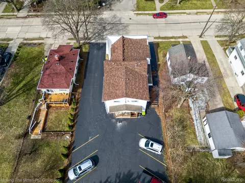 View/Area - 175 2nd St, Belleville, MI 48111 photo 5 of 15