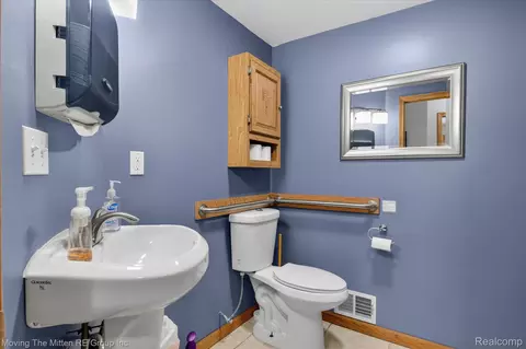 Bath - 175 2nd St, Belleville, MI 48111 photo 3 of 3
