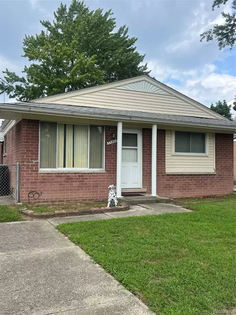 33464 Beechnut St, Westland, MI 48186
