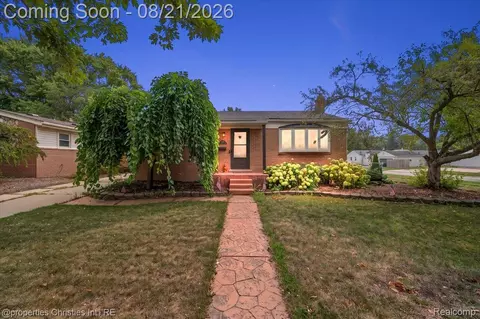 1410 N Stephen Ave, Clawson, MI 48017