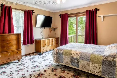 Bedroom - 704 E Lovell Dr, Troy, MI 48085 photo 1 of 6