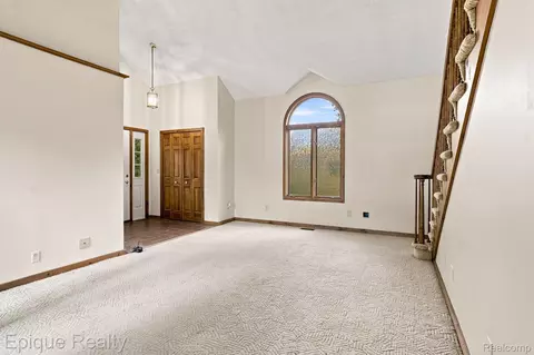 Living - 8484 Wesley Dr, Flushing, MI 48433 photo 3 of 3
