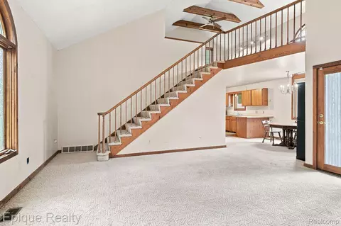 Living - 8484 Wesley Dr, Flushing, MI 48433 photo 2 of 3