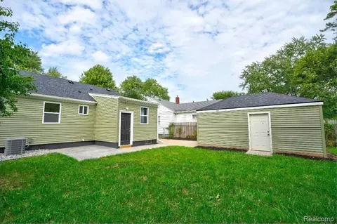 Other - 1305 Huron St, Flint, MI 48507 photo 2 of 8