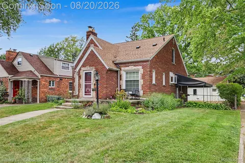 Other - 2100 Lancaster St, Grosse Pointe Woods, MI 48236 photo 3 of 14