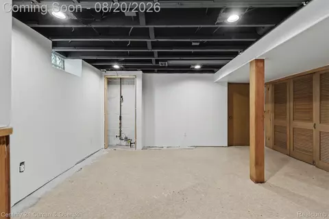 Other - 2100 Lancaster St, Grosse Pointe Woods, MI 48236 photo 10 of 14