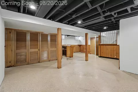 Other - 2100 Lancaster St, Grosse Pointe Woods, MI 48236 photo 11 of 14