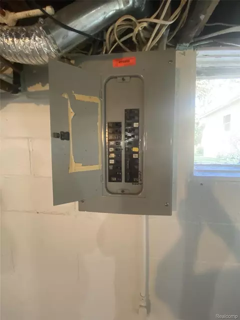 Other - 809 Stanton St, Bay City, MI 48708 photo 11 of 11