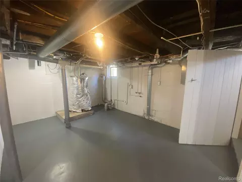 Other - 809 Stanton St, Bay City, MI 48708 photo 8 of 11
