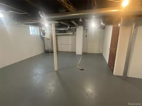 Other - 809 Stanton St, Bay City, MI 48708 photo 6 of 11