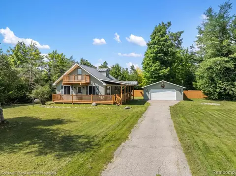 6389 Postlewait Rd, Mancelona, MI 49659